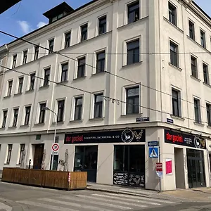  Apartamento Gesamte Im Zentrum Von 27 Austria